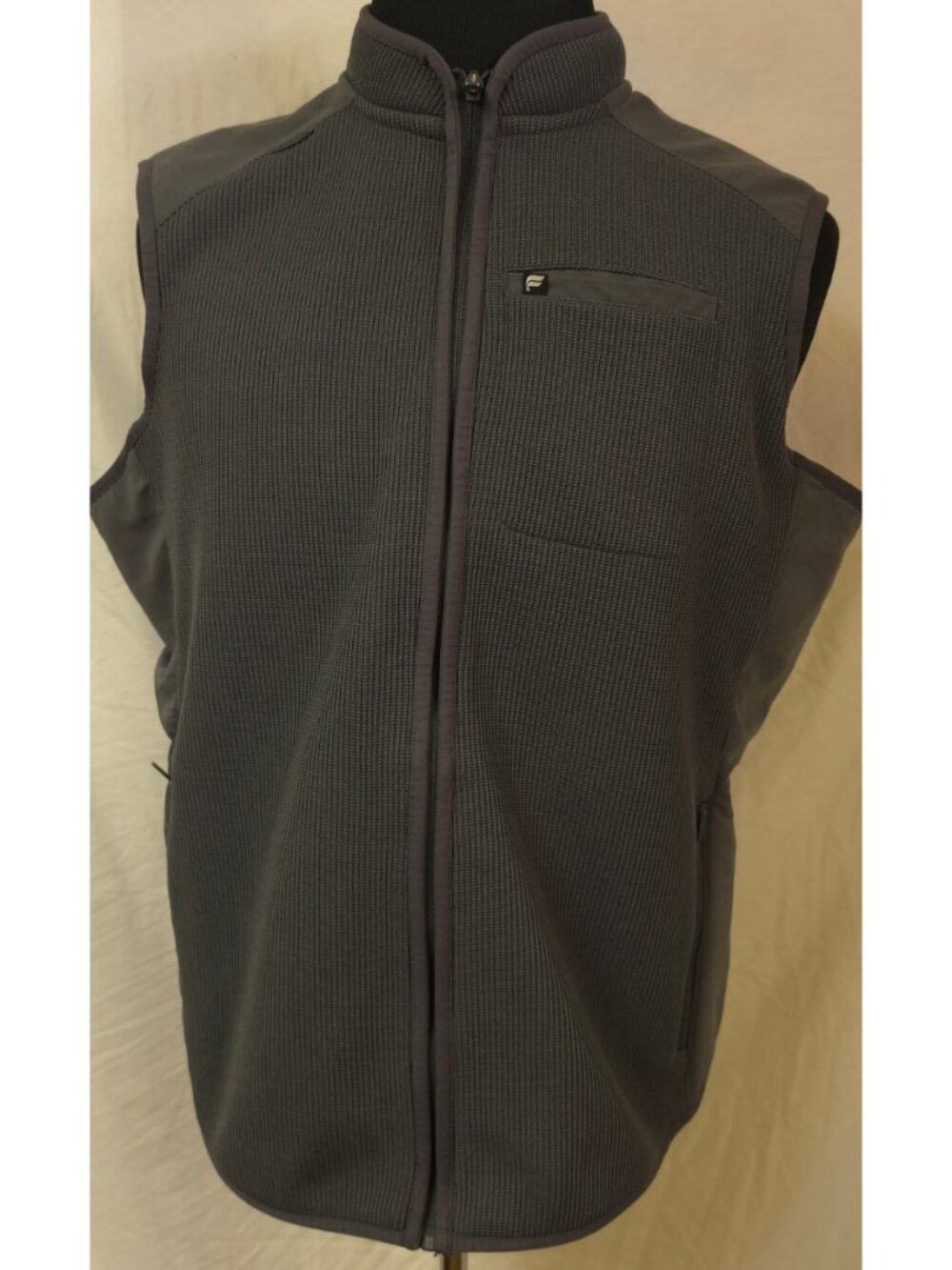 Fabletics Womens 2X Grey Stretch Full Zip Lined Sleeveless Pace Knit Scrub Vest